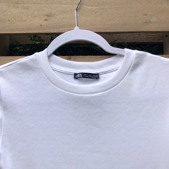 White Zara T-shirt dress - Picture 2 of 3